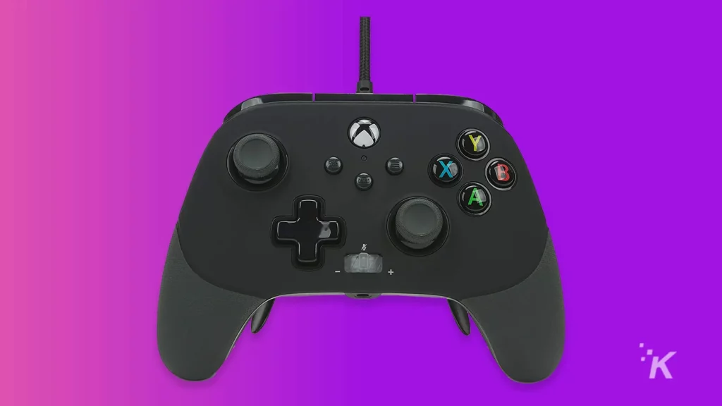 The Best Xbox Controllers (2024) | KnowTechie