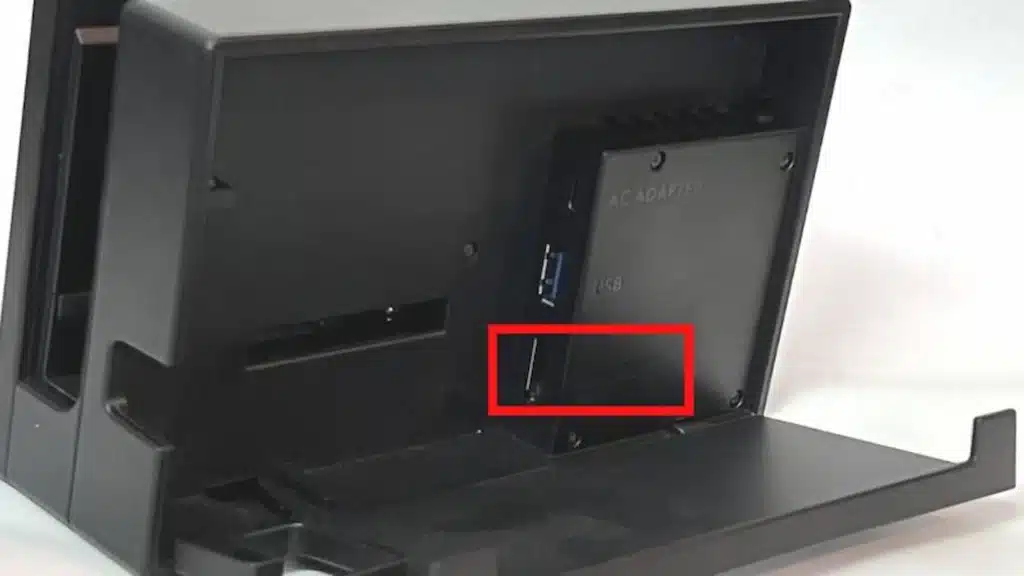 image showing the back of pay Nintendo switch docking station HDMI pa