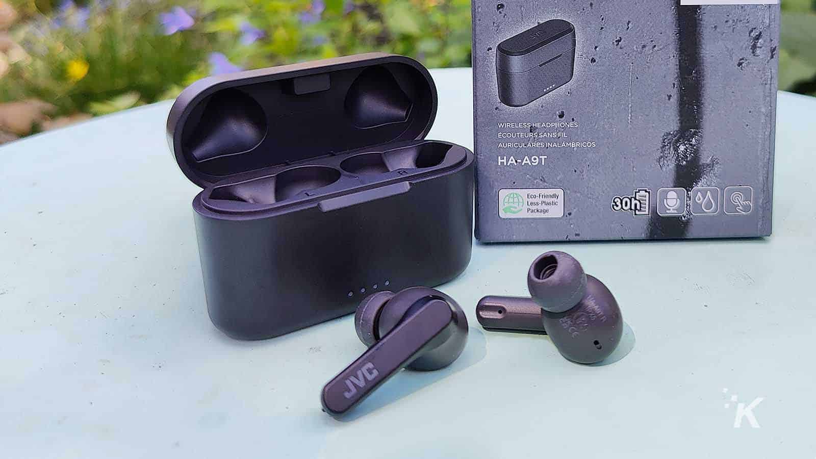 Jvc gumy best sale wireless earphones review