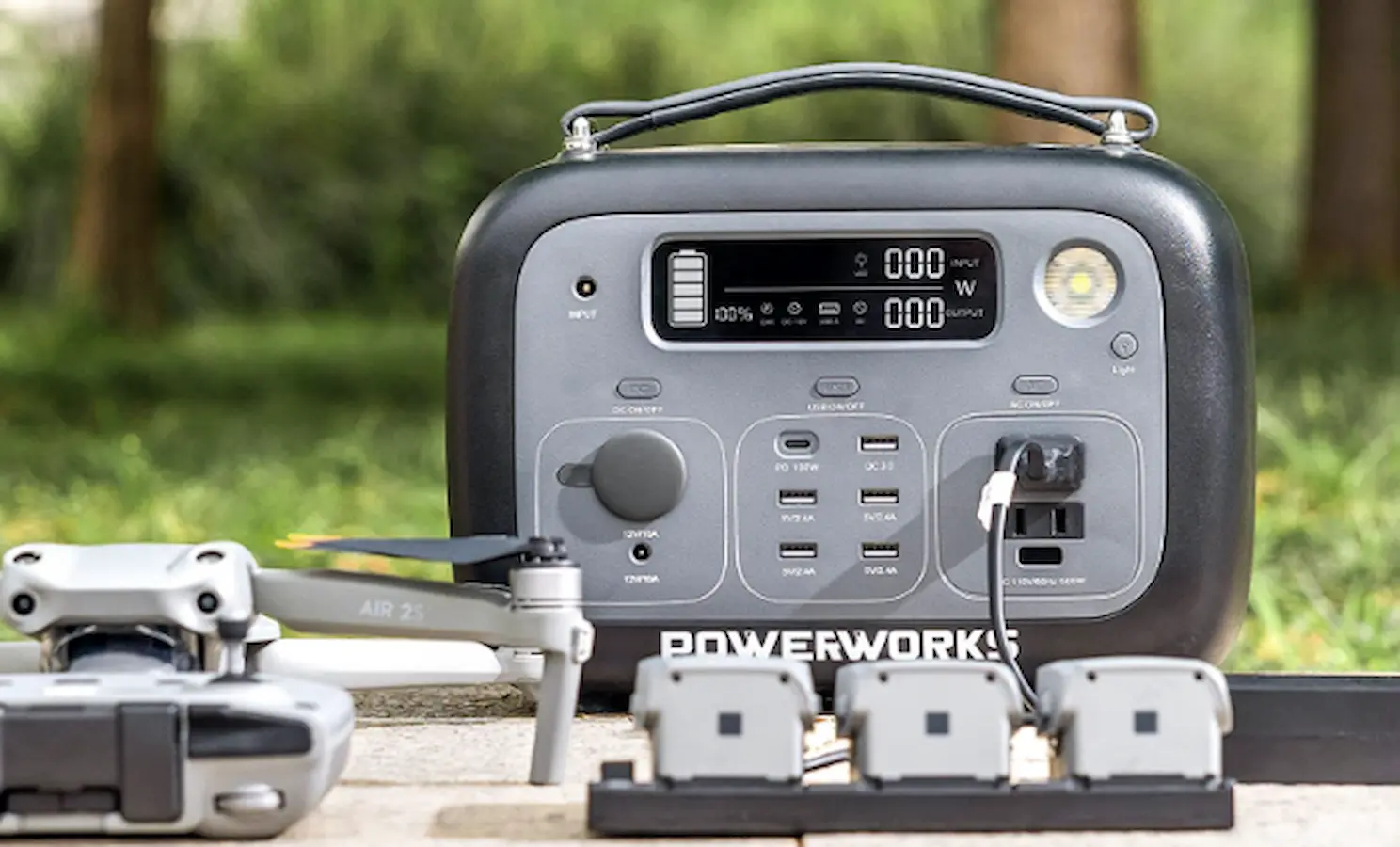 Powerworks portable powerstation