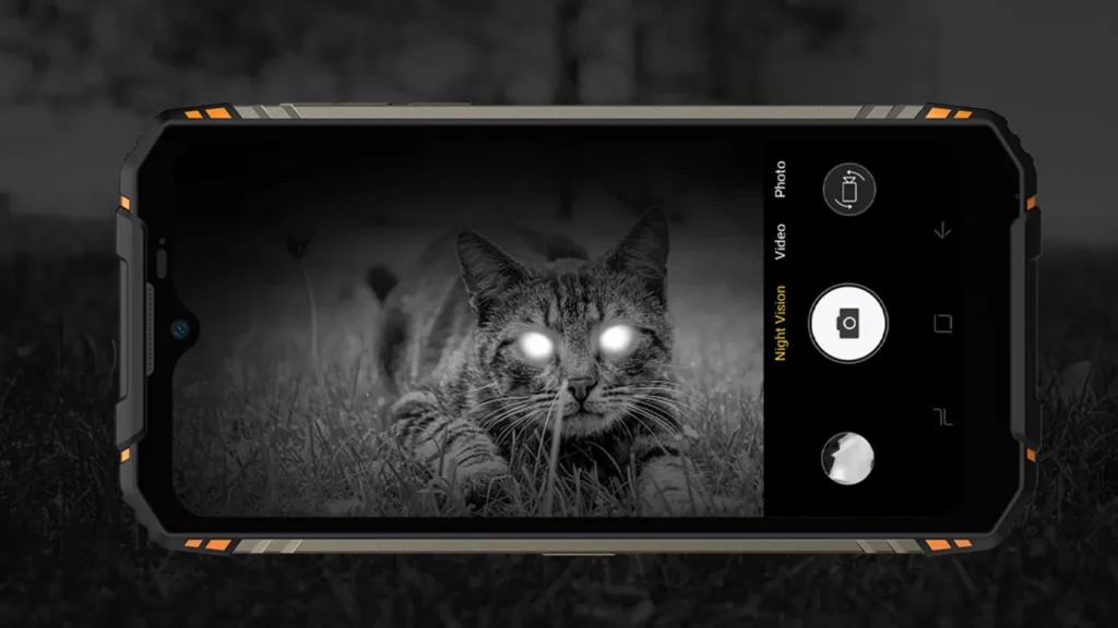 Doogee's S96 GT with image of a cat on the screen
