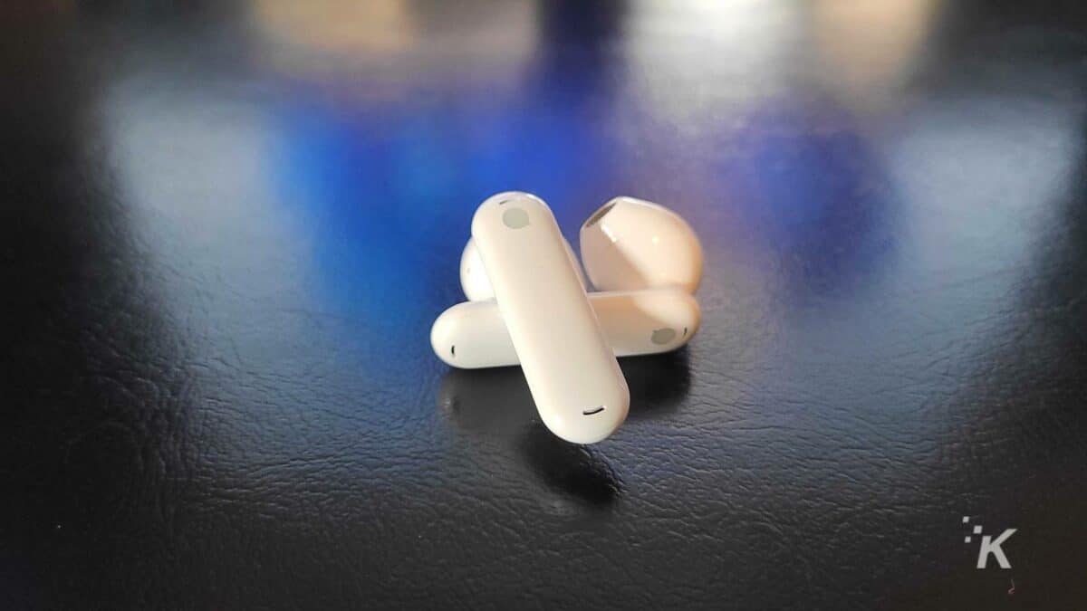 Timekettle's earbuds translate 40 different languages in realtime