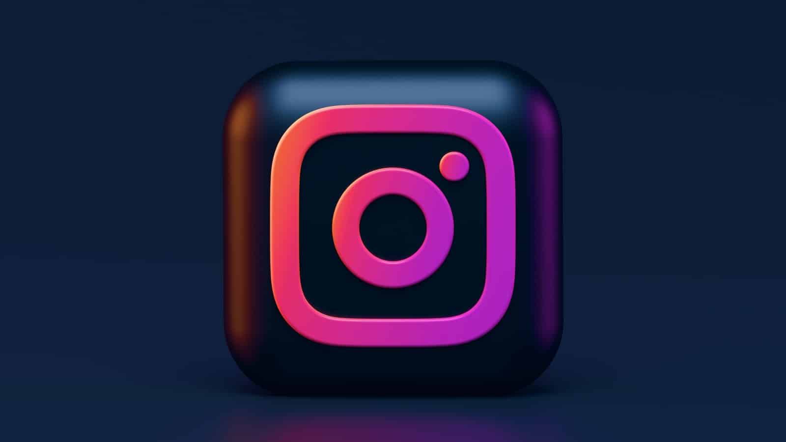 Dark Instagram Logo