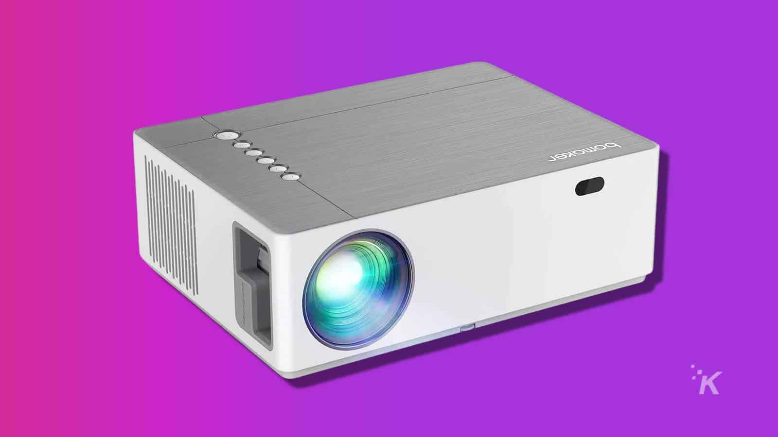 bomaker parrot 1 projector on a purple background