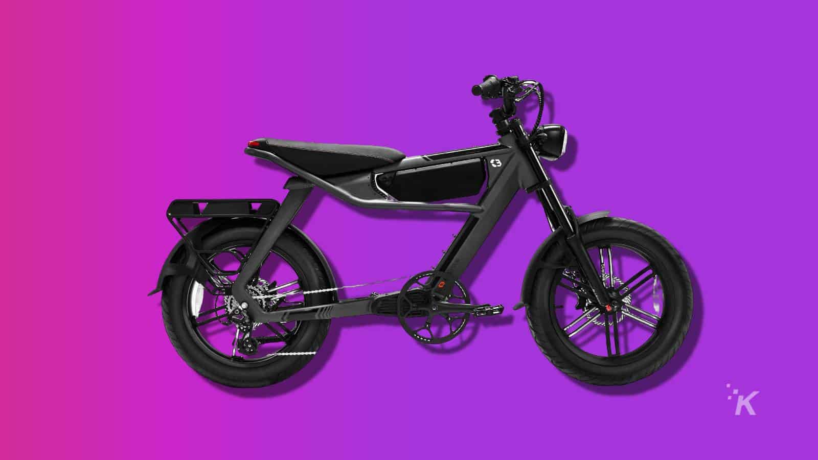 C2strom ebike on a purple background