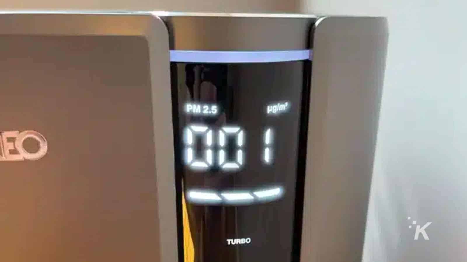 Dreo Macro Max S air purifier LED display