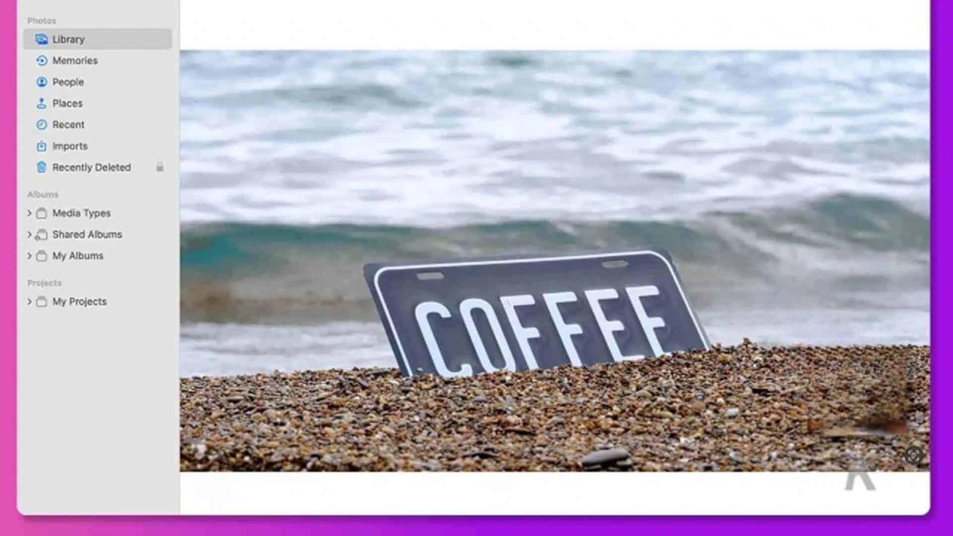 Copy text from video: people are organizing their photos, albums, and projects into different categories in the library. Full text: photos @ library memories @ people & places recent [5 imports recently deleted albums > @ media types > 6) shared albums > my albums projects > my projects coffee