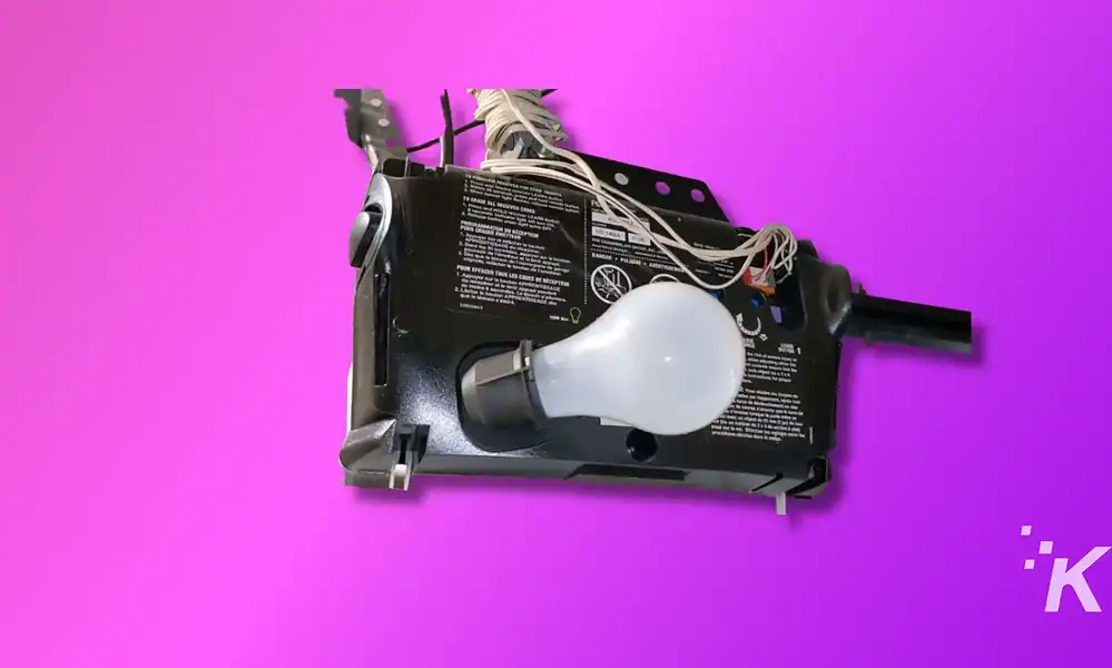 Is your garage door opener light not working? KnowTechie