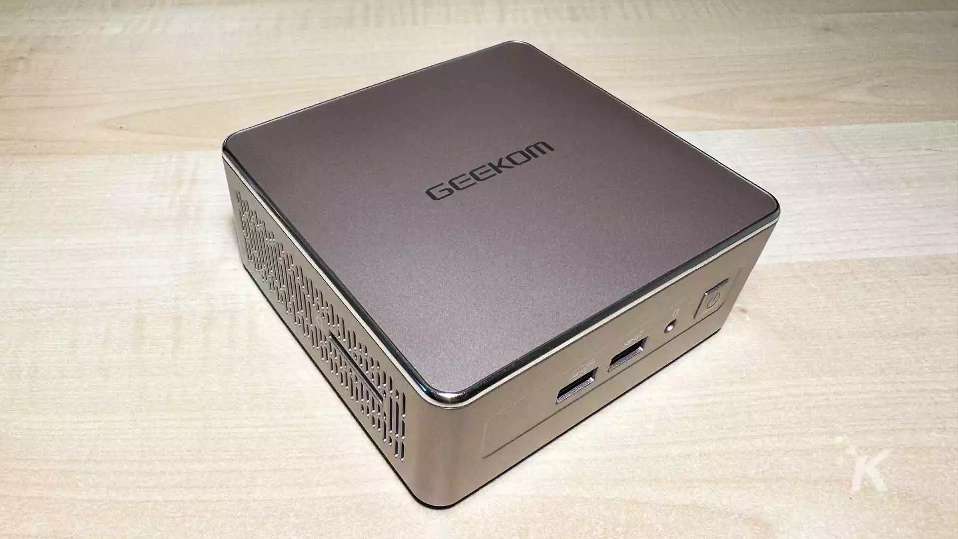 Geekom a5 mini pc