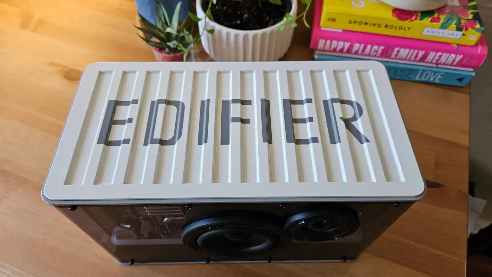 Top of the Edifier QD35 on a wooden table.