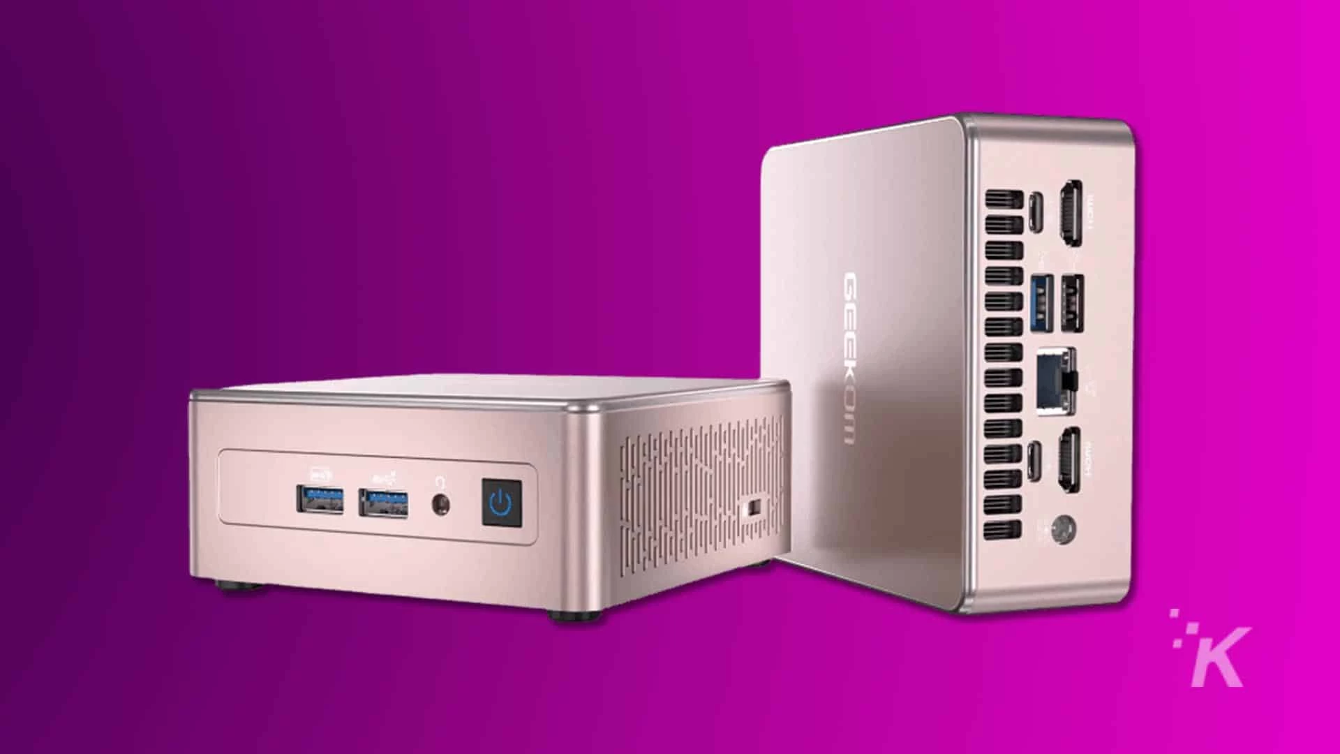 A computer is actively powering up its electronics with a drive connected.