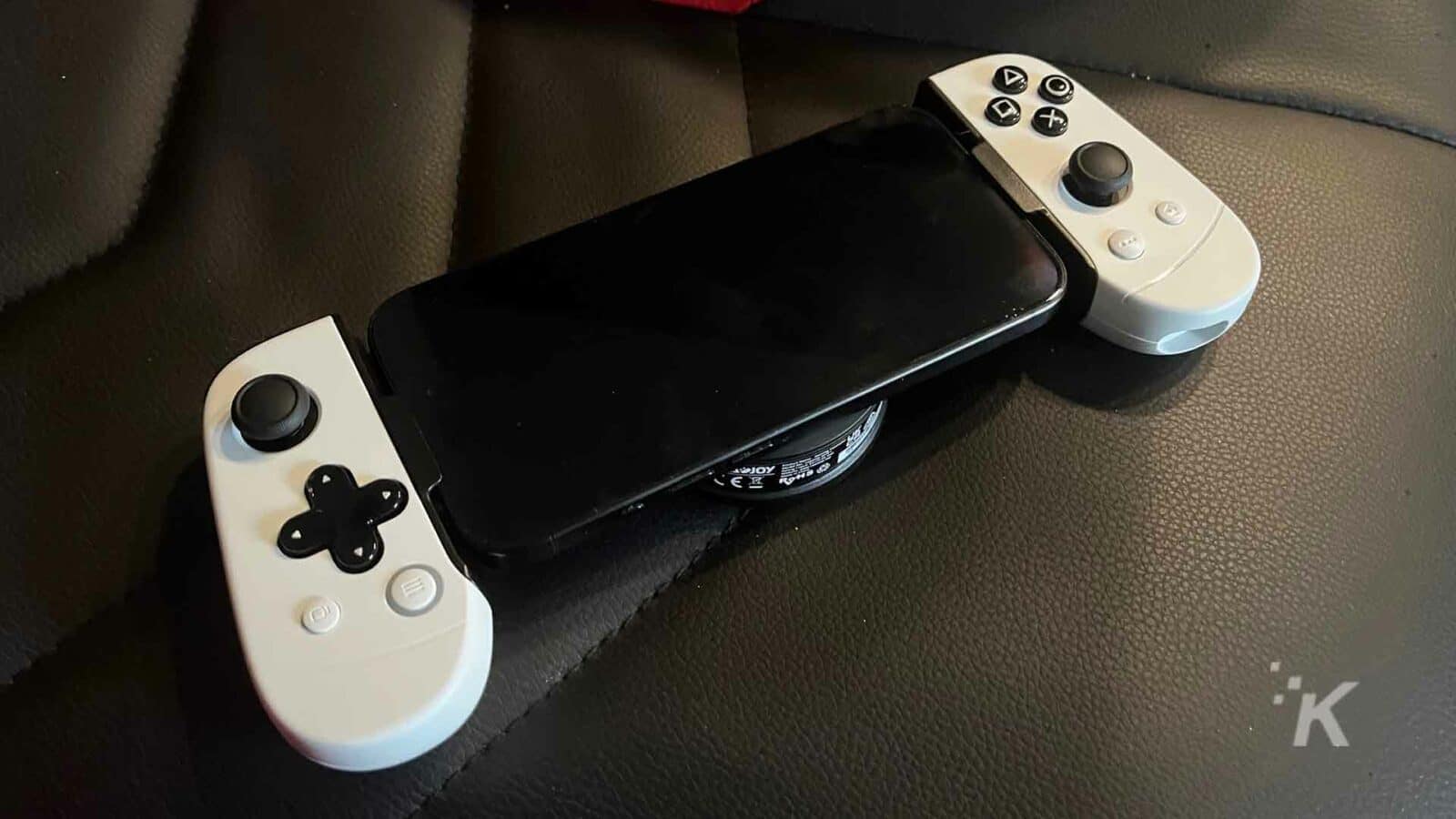 LeadJoy M1C+ mobile gaming controller