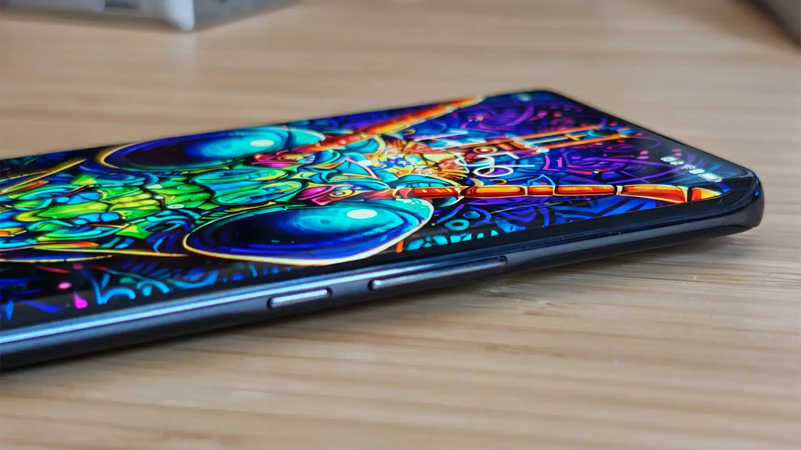 honor magic6 lite laying on its side showing side buttons