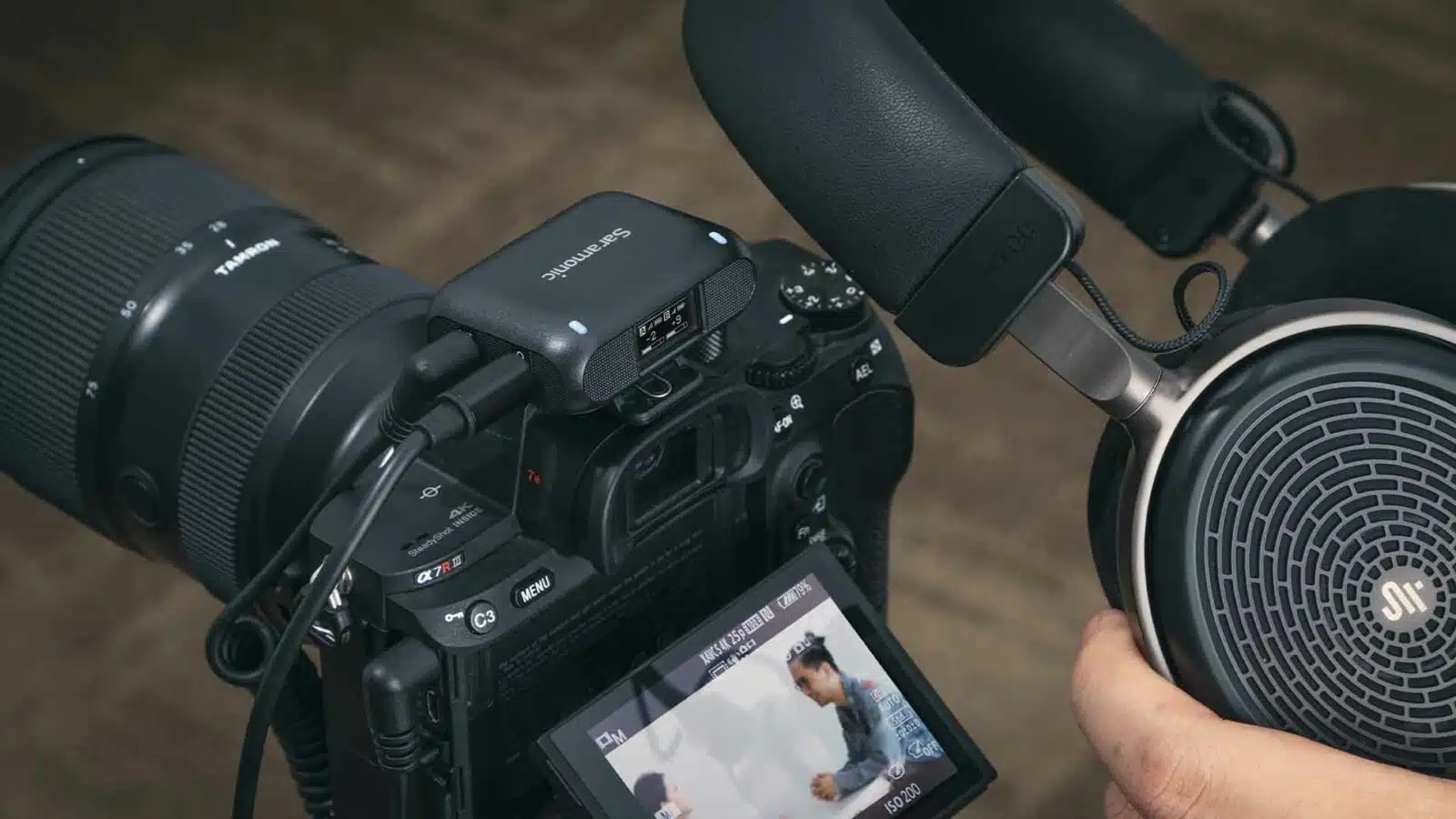 Blink500 B2+ microphone on camera