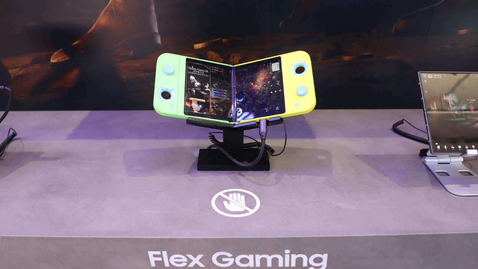 Foldable gaming device on display table