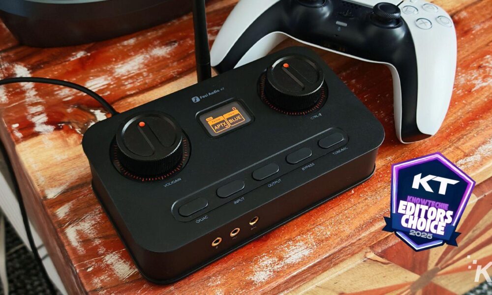 Fosi Audio K7 DAC/amp with PS5 controller