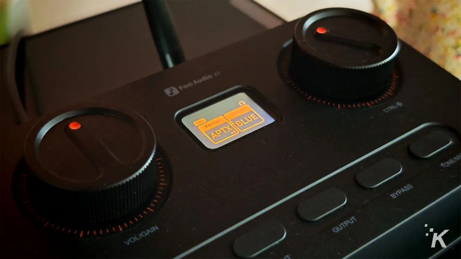Fosi Audio K7 DAC/amp display