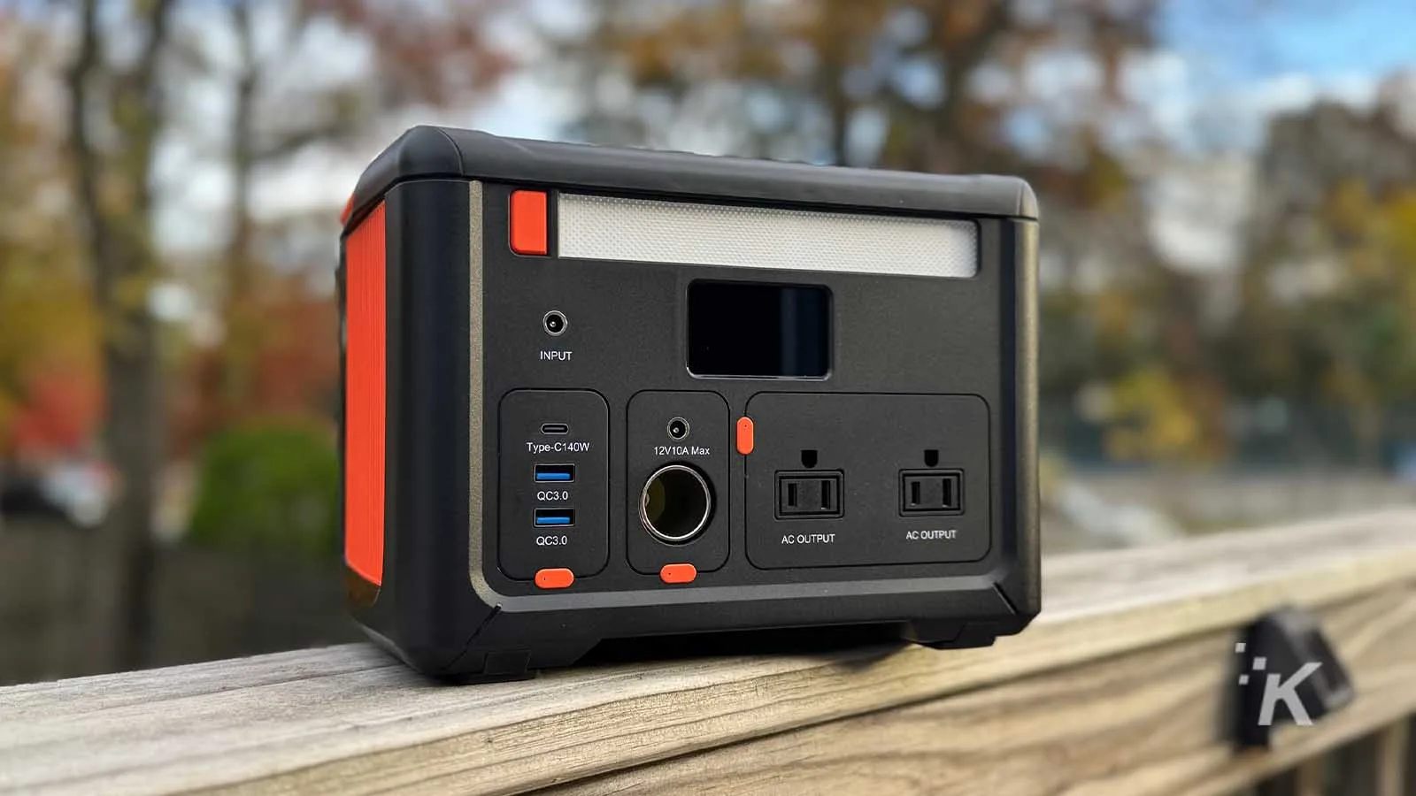Portable power station with multiple outlets outdoors. Cybpulte C601